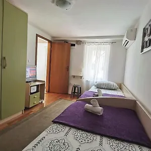 Mariva Apartment
